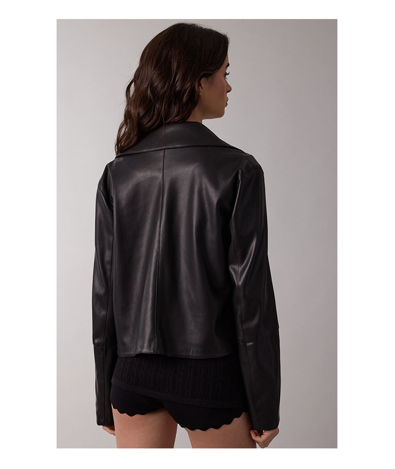 Black double front pocket jacket 3